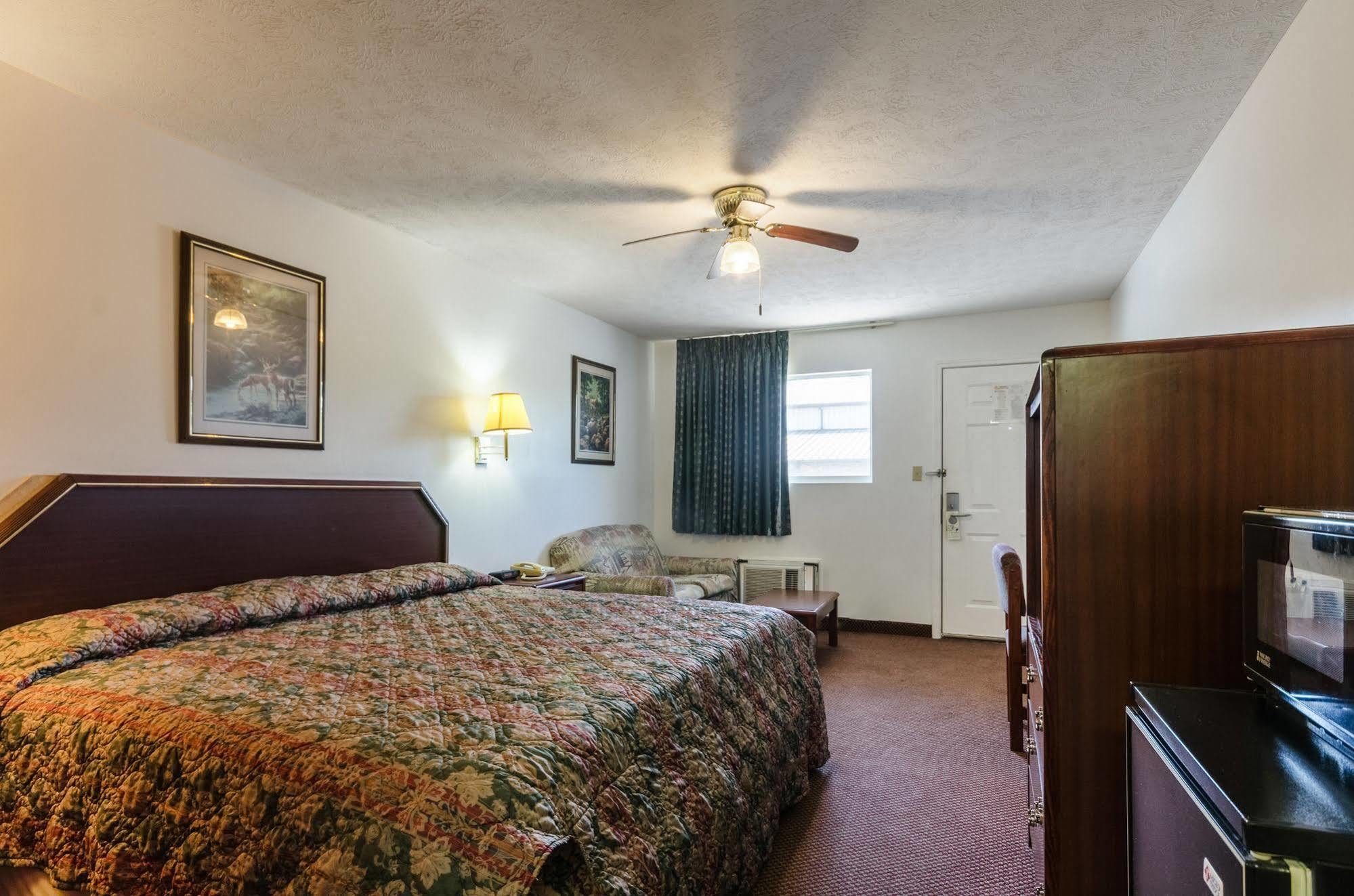 Deerfield Inn Parsons Dış mekan fotoğraf
